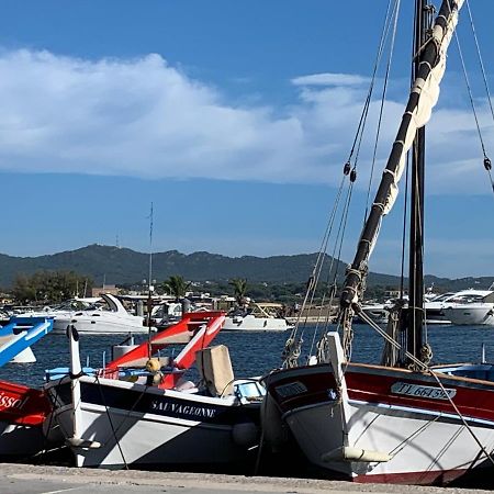 Les Toits De Sanary Et La Mer Eksteriør bilde